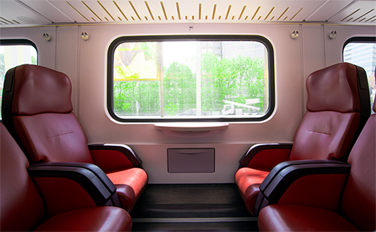 Steven Hill: "Listen to the Animals" and "The Train Seat Next to Me"